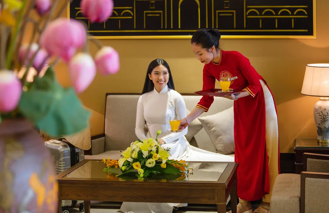 Thanh Lich Royal Boutique-1